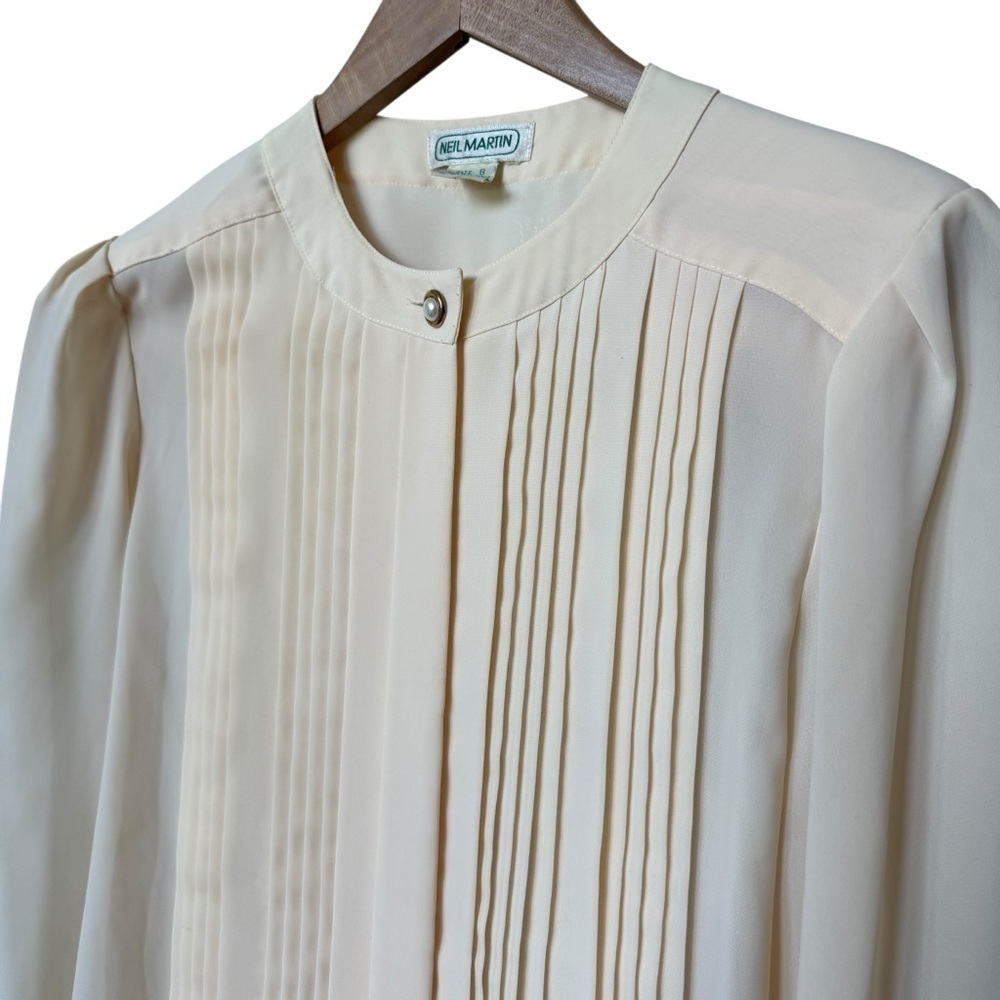 VINTAGE! Neil Martin Women's 8 Butter Yellow Pleated Long Sleeve Blouse Casual - Picture 3 of 9
